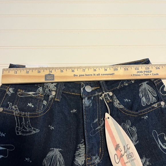 🤠✨ Callie 1850 Western Print Jeans – Size 3 NWT, Wide Leg✨🤠 - Picture 5 of 7